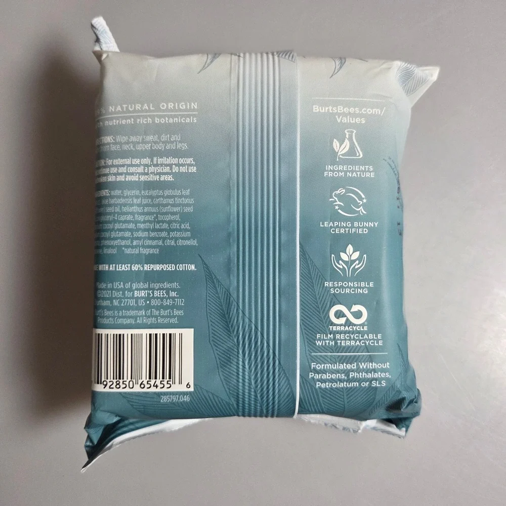 Burt's Bees Cooling Body Wipes with Eucalyptus Cleanse & Deodorize 30 Count Pack